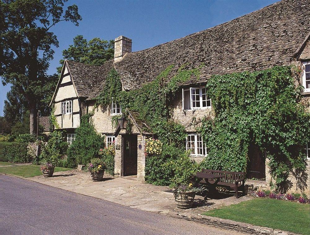 Old Swan Hotel Witney Exterior photo