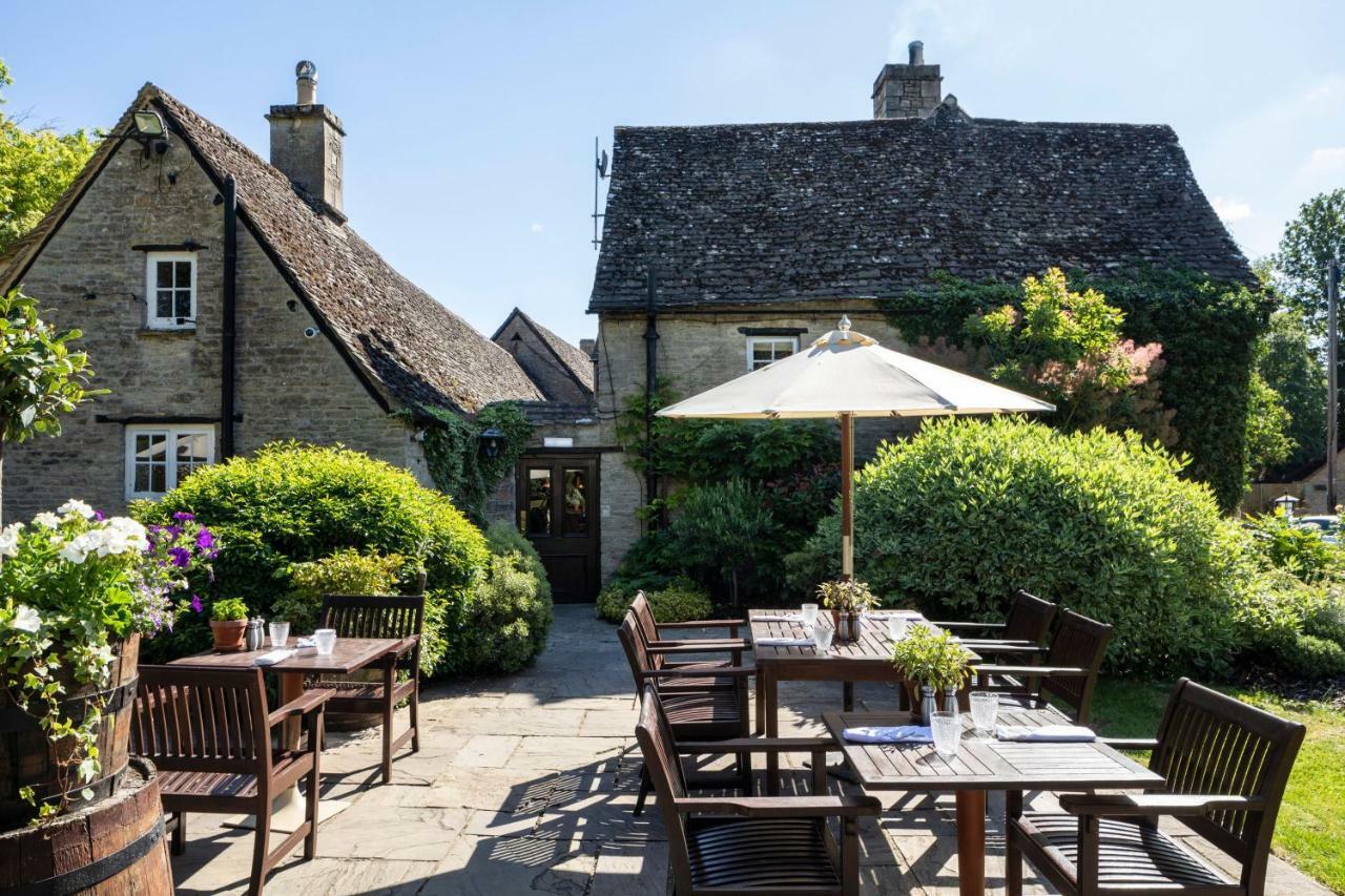 Old Swan Hotel Witney Exterior photo